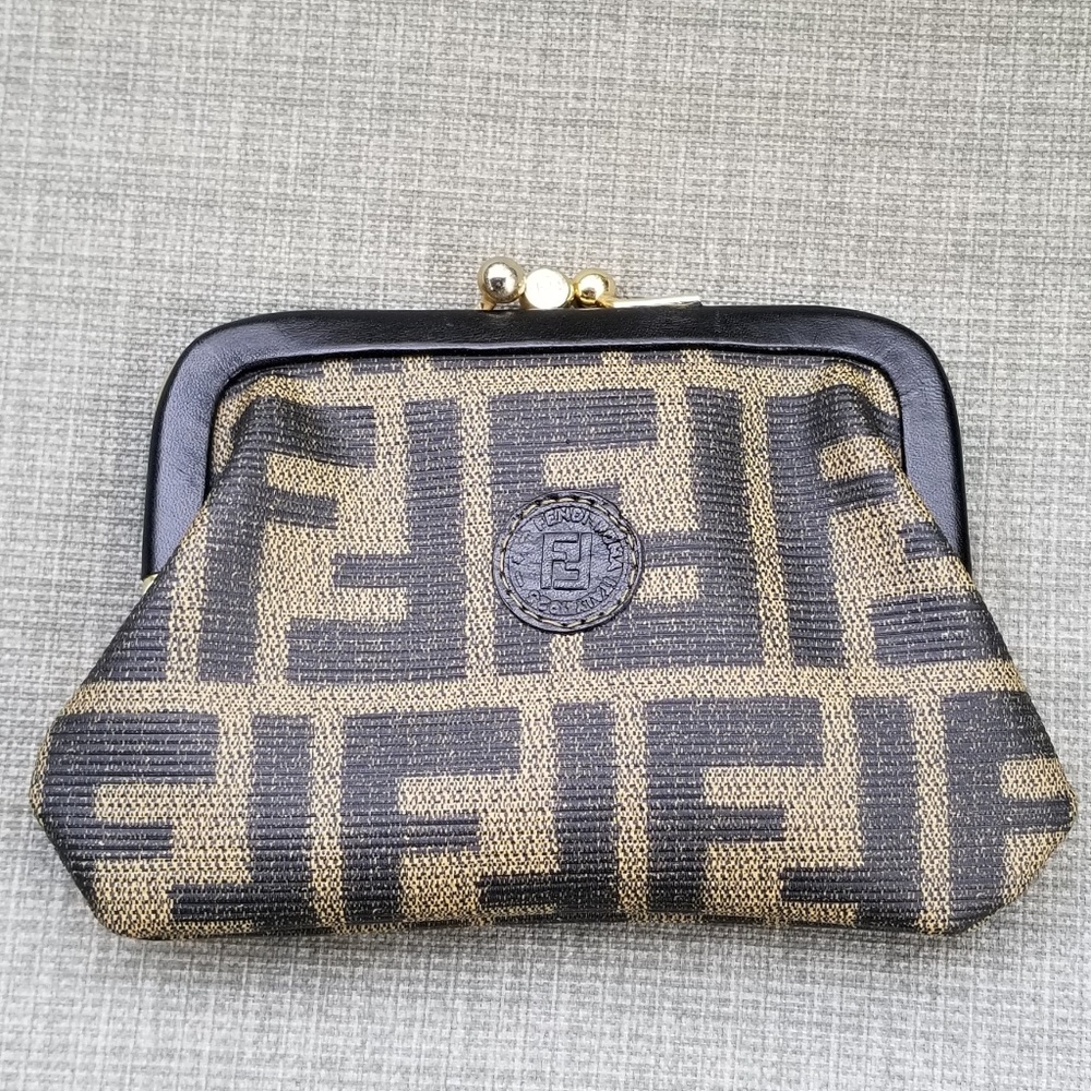 Vintage Fendi coin clasp purse